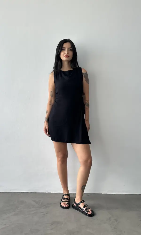 VESTIDO ARESTA // negro