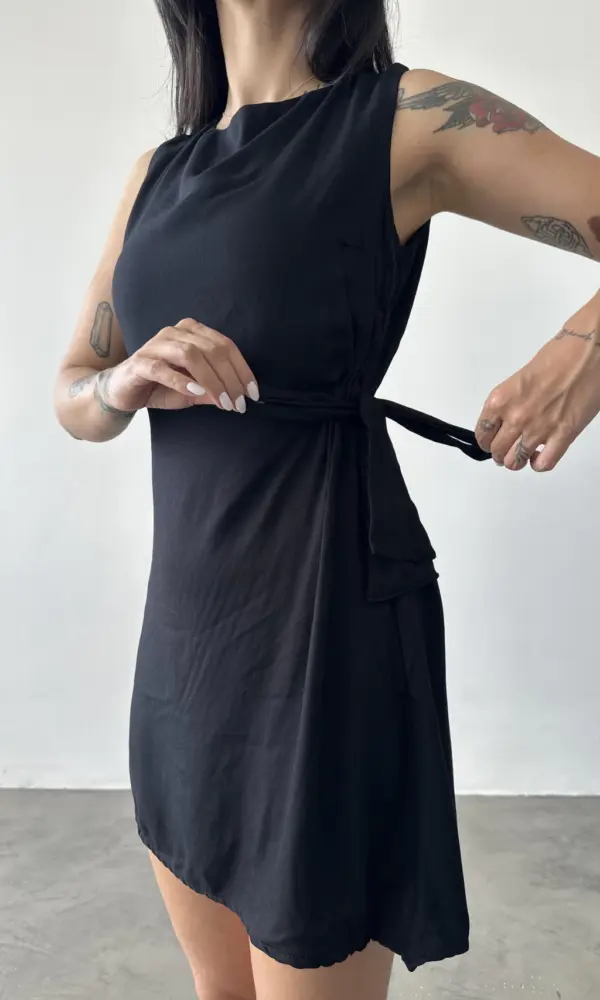 VESTIDO ARESTA // negro - Image 3